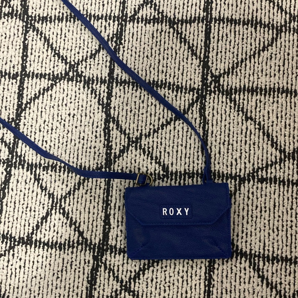 Roxy Vibrant Blue small crossbody purse